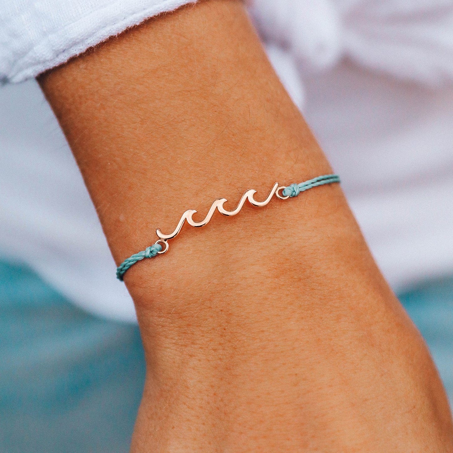 Rose Gold Delicate Wave Bracelet