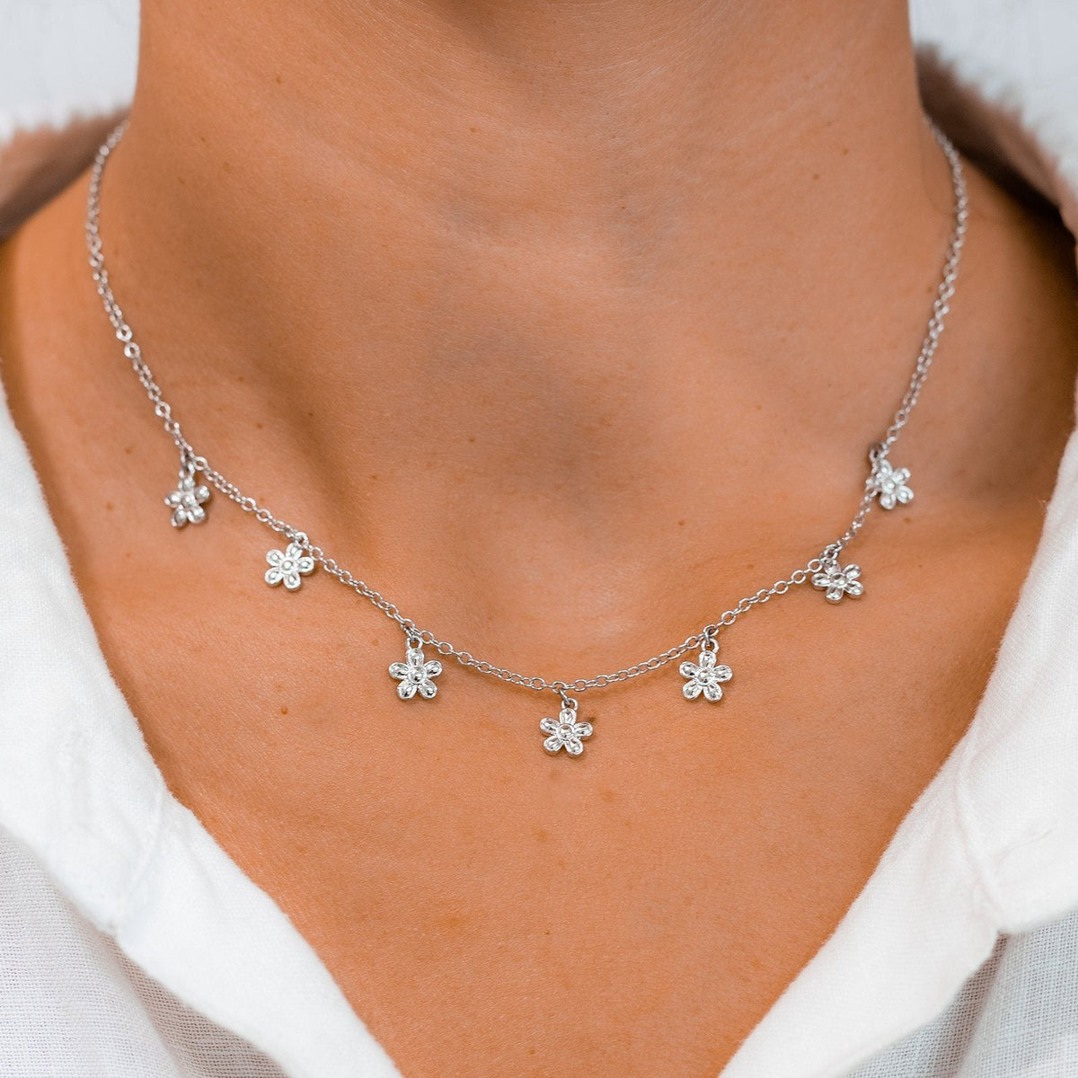 Bitty Daisies Choker