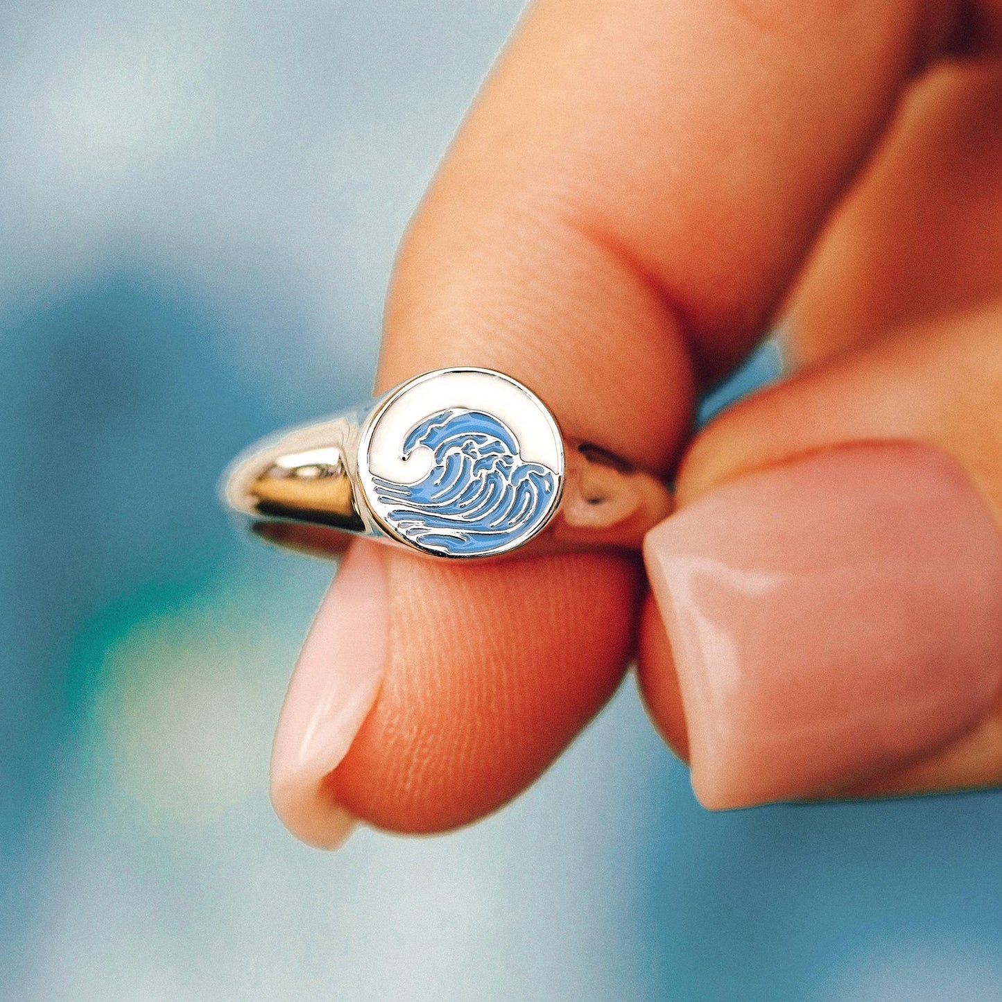 Make Waves Signet Ring