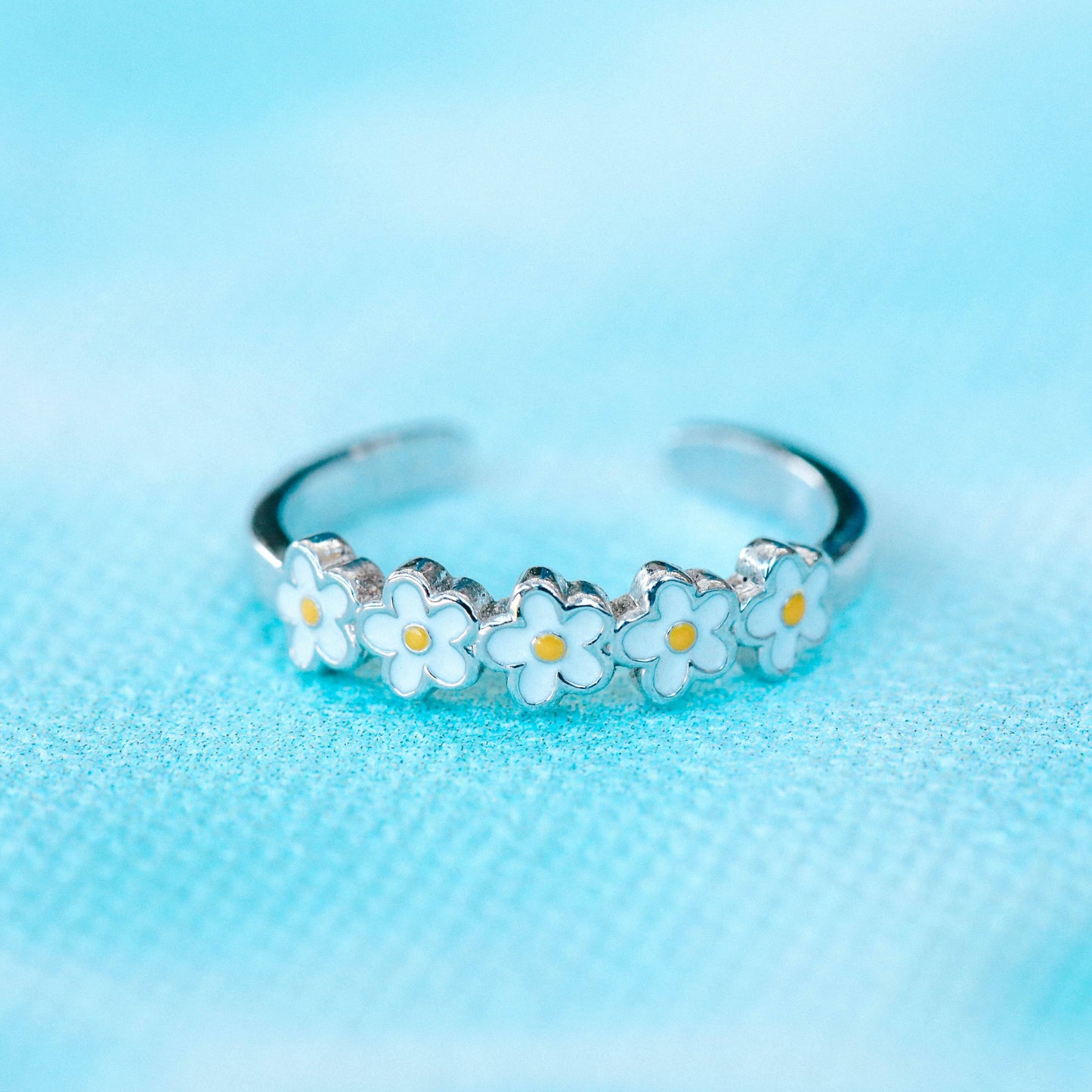 Painted Blooms Toe Ring