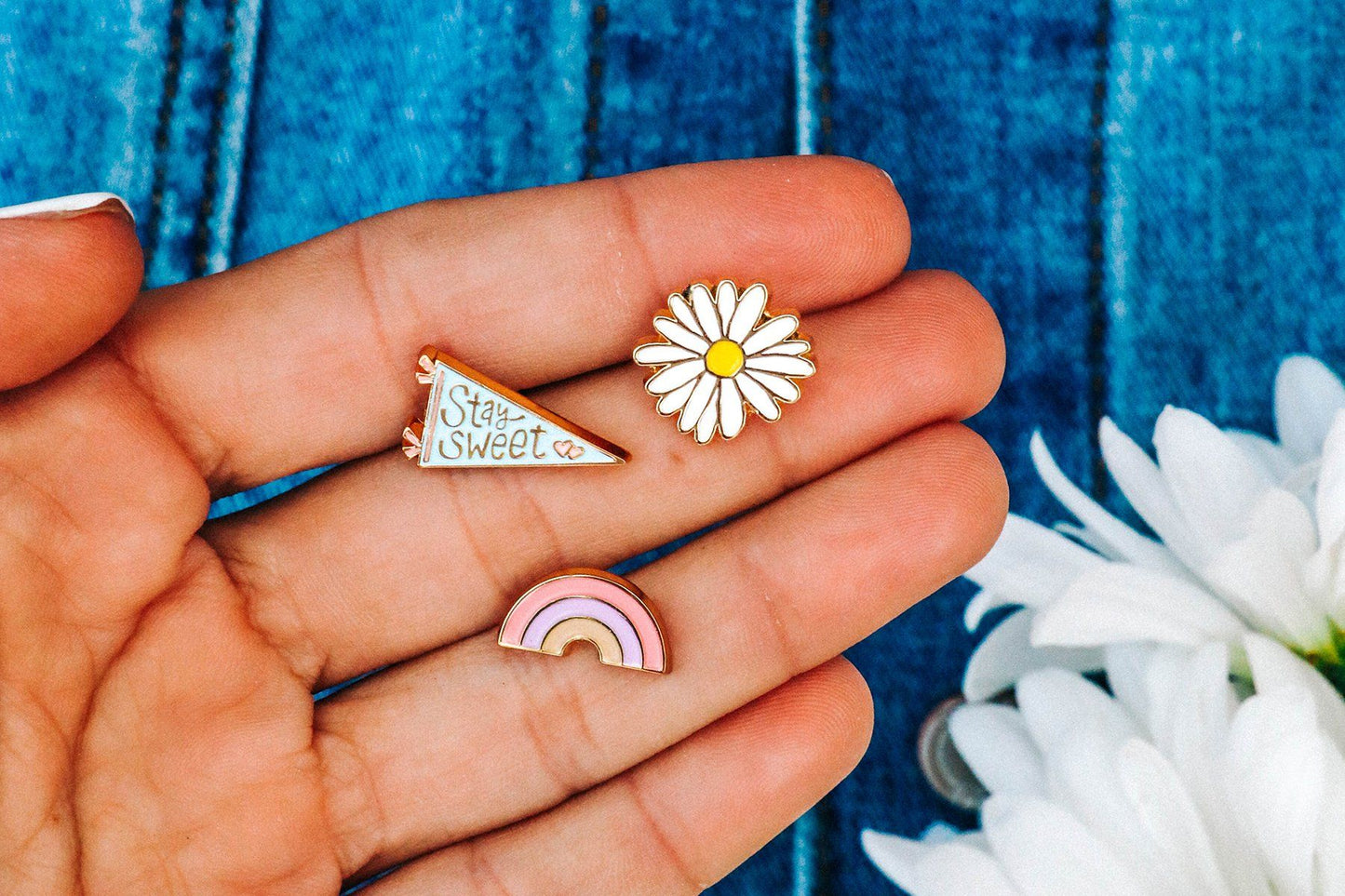 Sweet Valley Pin Set