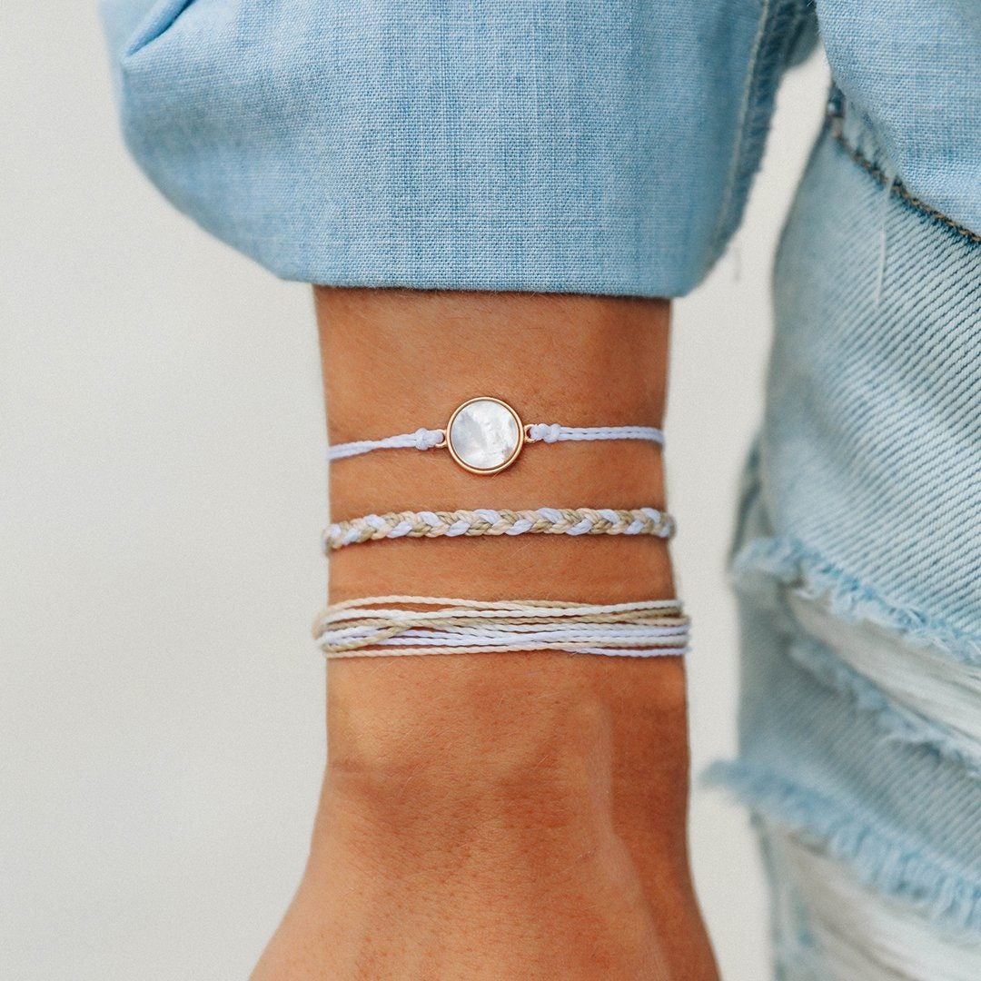 Full Moon Rising Pack