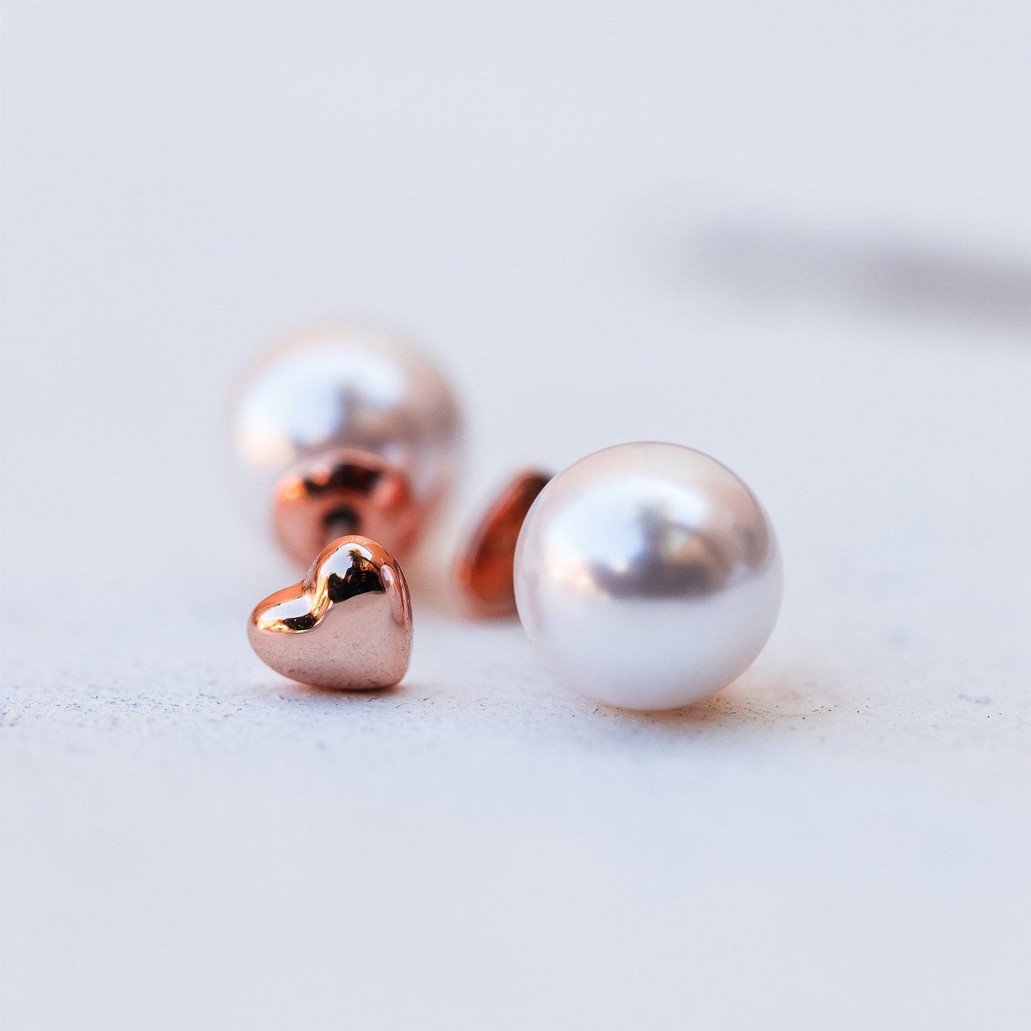 Pearl & Heart Double Sided Stud Earring