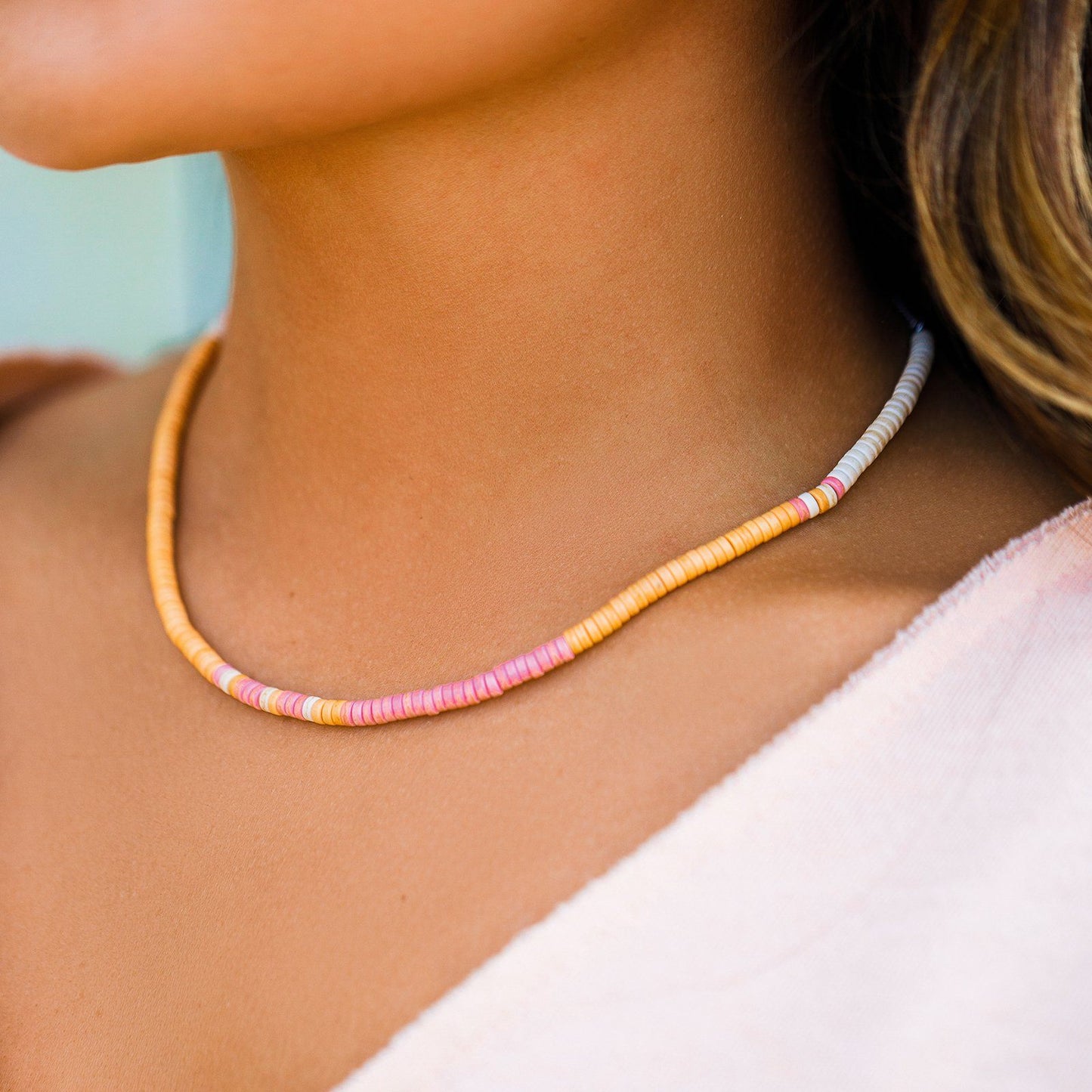Warm Breeze Choker