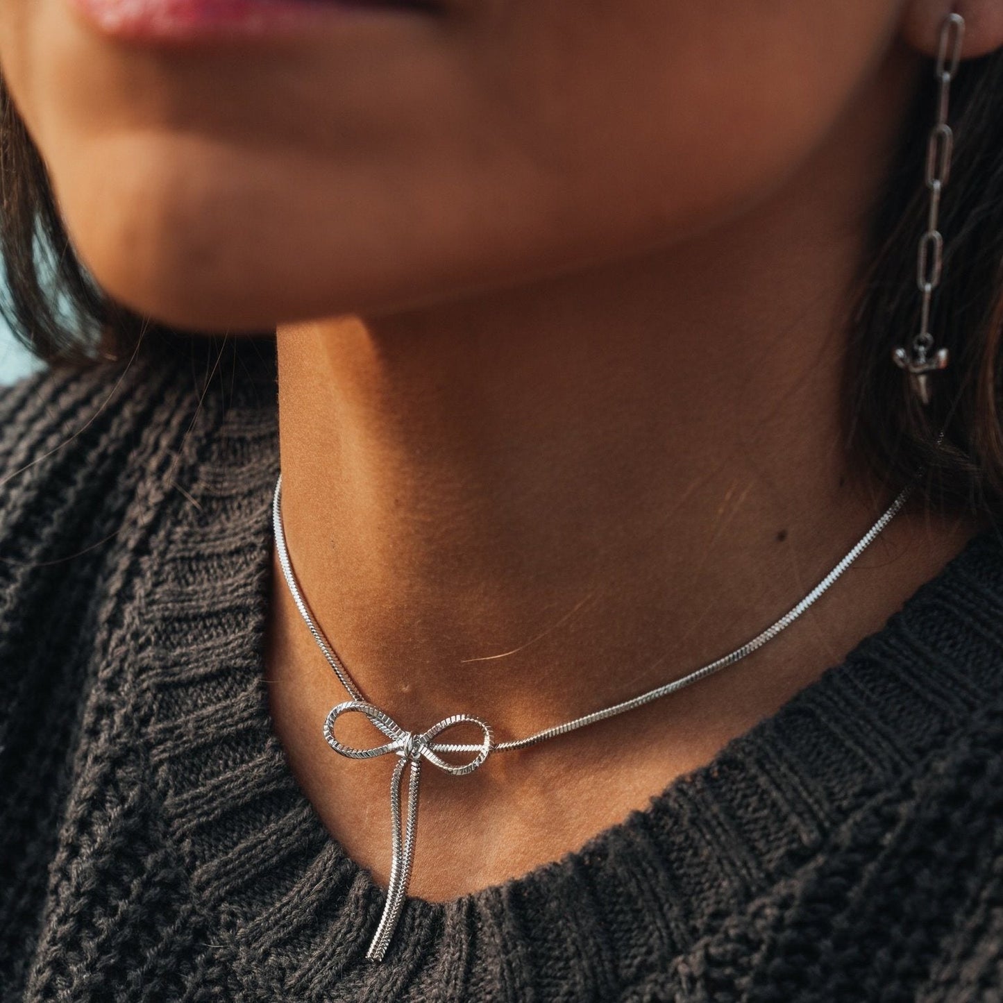Bow Choker