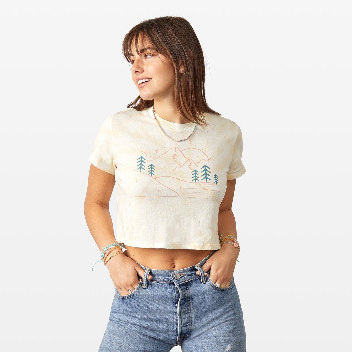 Simple Adventure Crop Tee